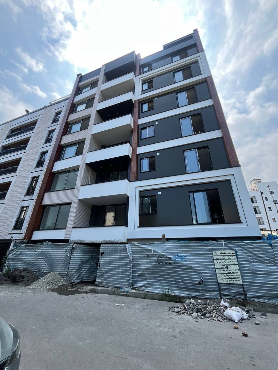 اپارتمان ۱۵۰متری دریا گوشه